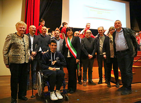 Lissone | immagine gruppo cittadini benemeriti Premio Angelo d'Oro 2022 con sindaco Borella e commissione