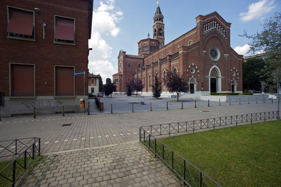 Chiesa SS. Pietro e Paolo, lato - 2016